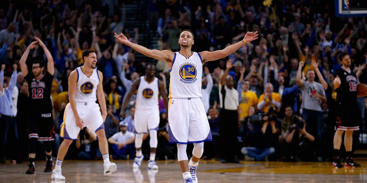 A kép előterében: Stephen Curry - Fotó: Ezra Shaw/Getty Images