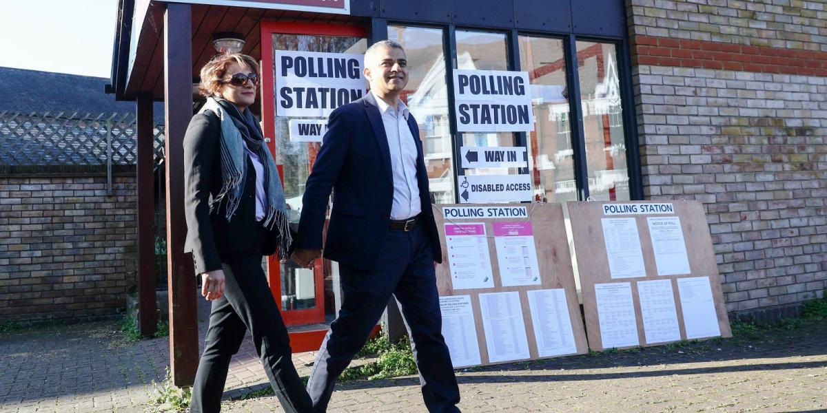 Khan politikai pályája töretlenül ível felfelé FOTÓ: EUROPRESS/GETTY IMAGES/SIMON DAWSON