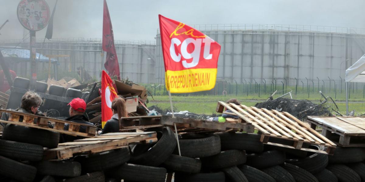 A CGT szakszervezet zászlói alatt gyülekeztek a tiltakozók FOTÓ: EUROPRESS/GETTY IMAGES/SYLVAIN LEFEVRE