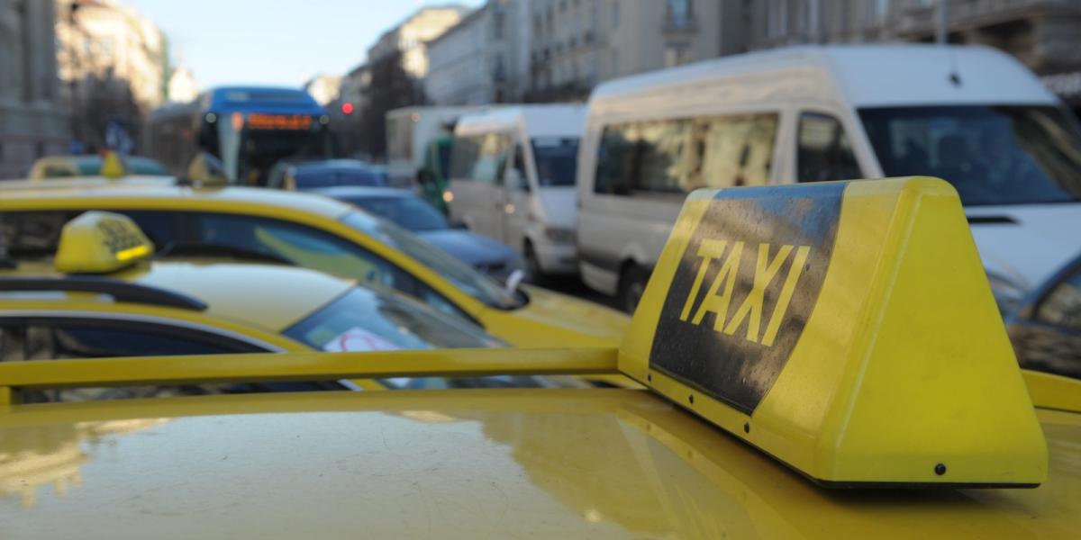 Felvétel egy korábbi taxistüntetésről az Uber ellen. FOTÓ: Vajda József/Népszava