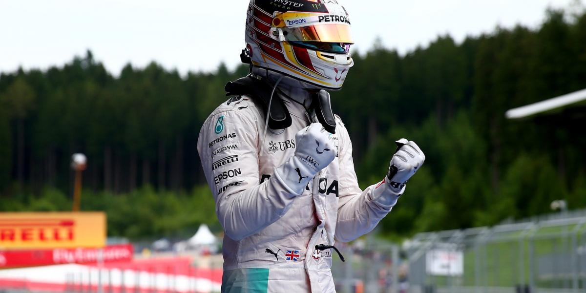 Az utolsó pillanatokban nyerte meg a futamot Lewis Hamilton FOTÓ: EUROPRESS/GETTY IMAGES/ DAN ISTITENE