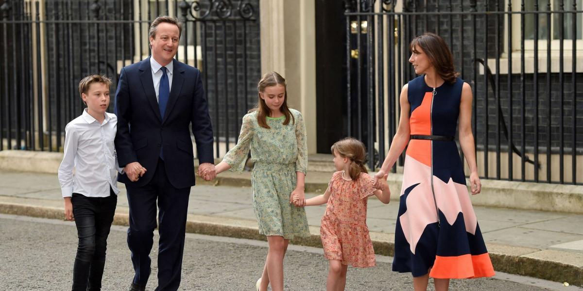 Távozott a Cameron család a Downing Street 10-ből FOTÓ: GETTY IMAGES/KARWAI TANG