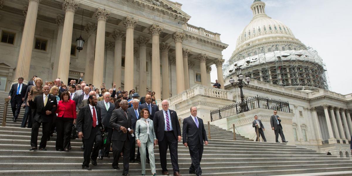 Nancy Pelosi vezetésével indulnak harcba a képviselőházi demokraták FOTÓ: EUROPRESS/GETTY IMAGES/ALLISON SHELLEY