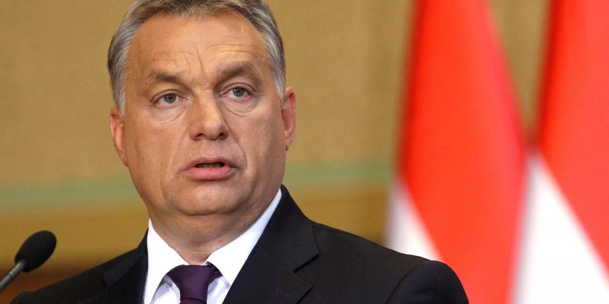  Orbán Viktor és Kósa Lajos sajtótájékoztatója október 4-én. MTI Fotó: Szigetváry Zsolt