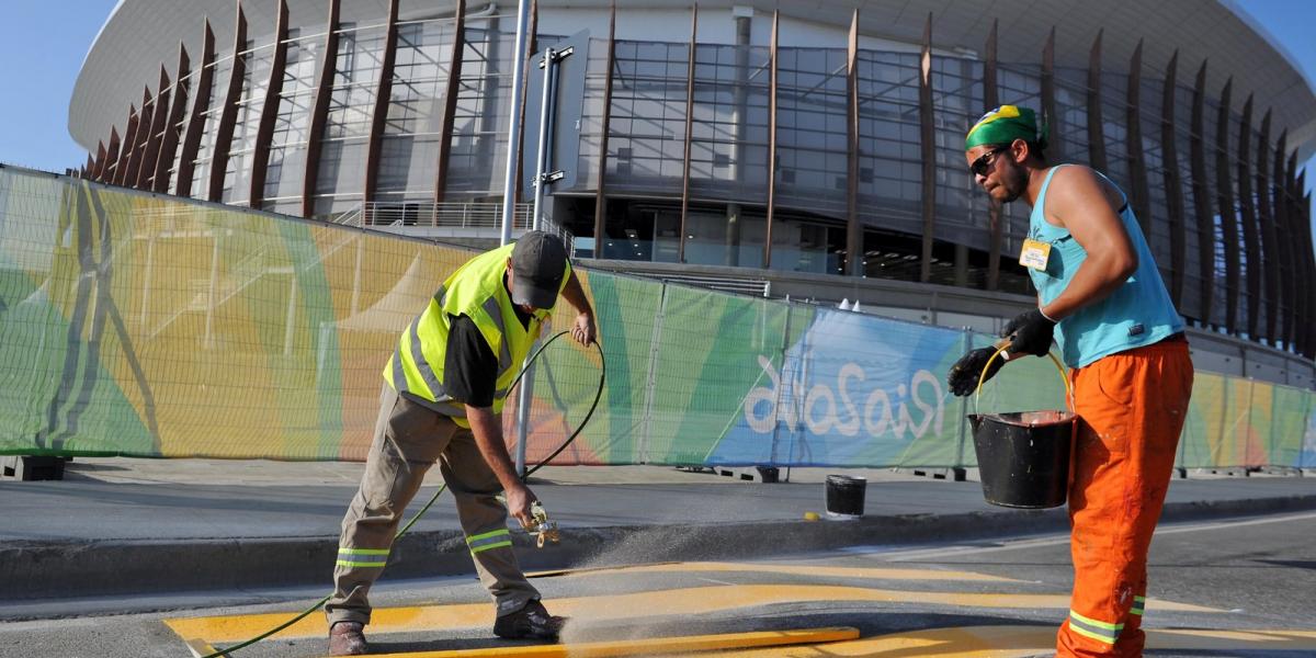 A korábbi példákhoz hasonlóan a brazil városban is csak bosszúság maradt az olimpia után FOTÓ: SZALMÁS PÉTER