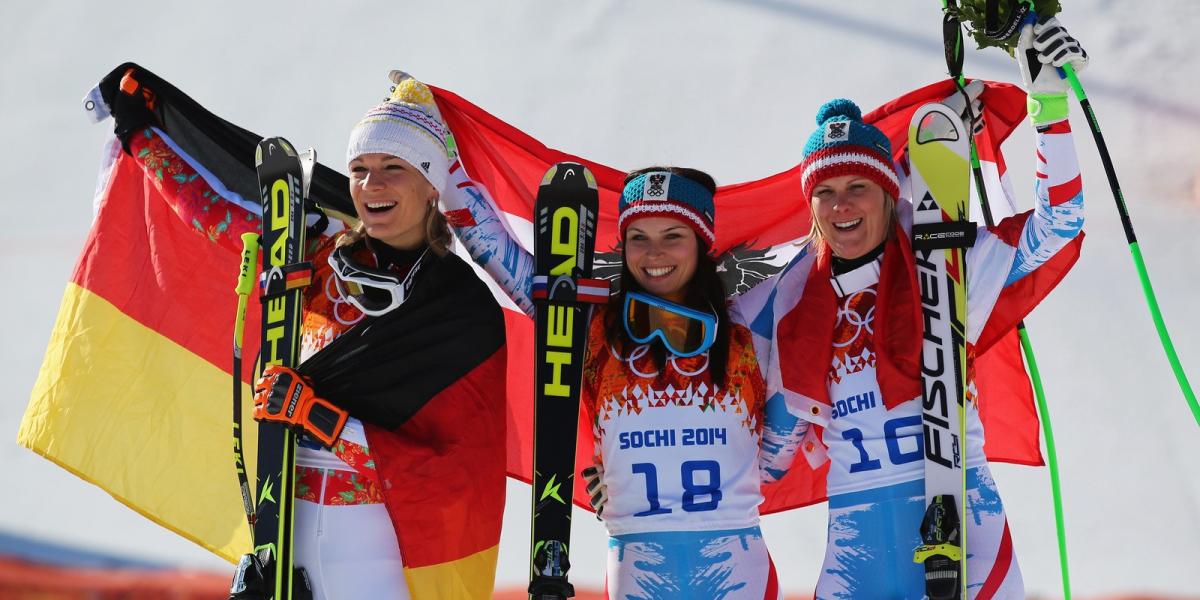 A dobogósok. Középen az "aranyos" osztrák Anna Fenninger. Fotó: Clive Rose/Getty Images