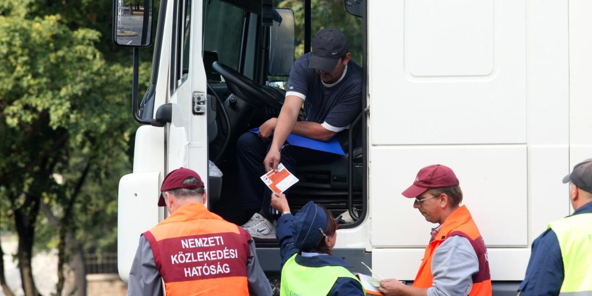 Egyre több szervezet kérheti a papírokat. FOTÓ: Népszava