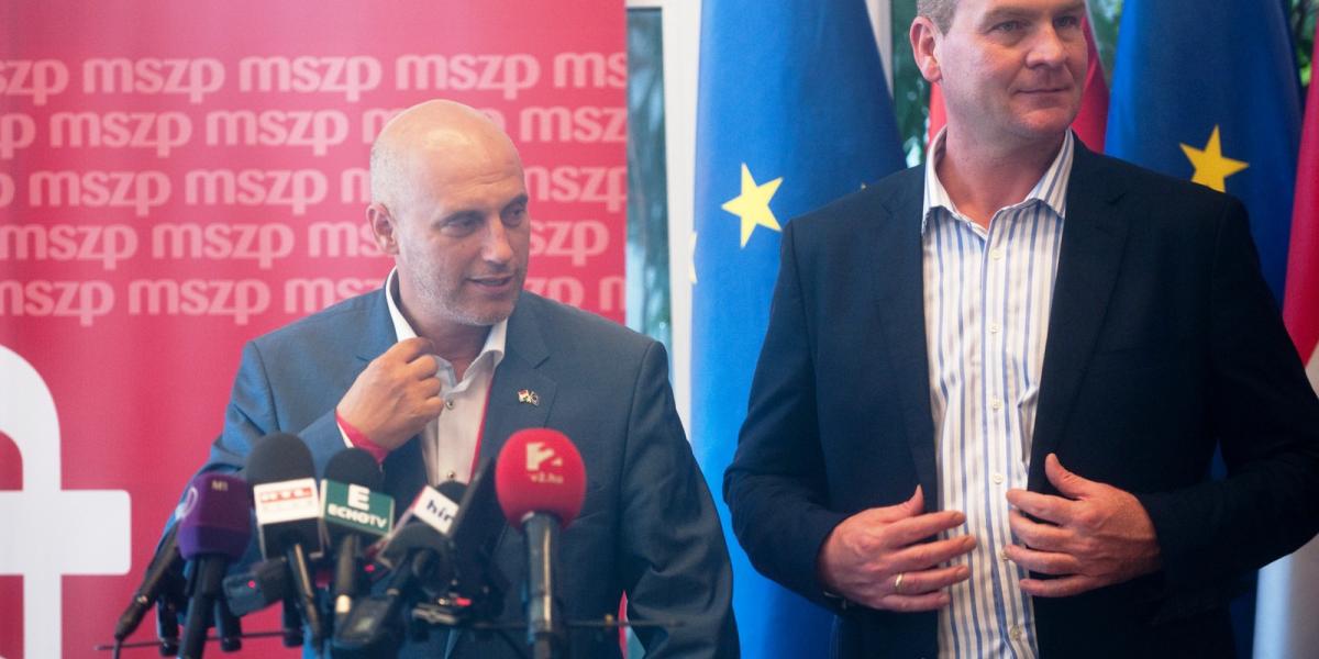 Botka László Tóbiás Józseffel az MSZP tavalyi tisztújításán FOTÓ: Tóth Gergő