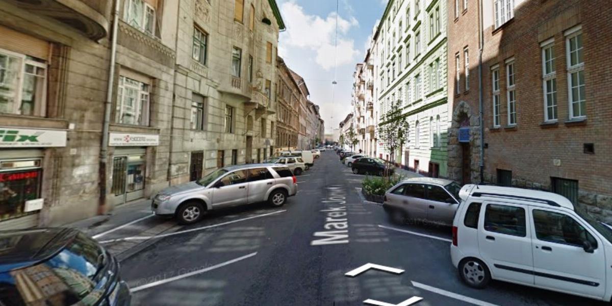 A Marek József utca a Google Street View-on 