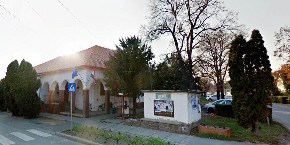 Őcsény, polgármesteri hivatal - Forrás: Google Street View