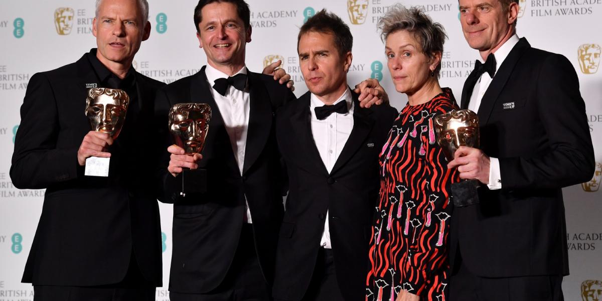 Martin McDonagh, Peter Czernin, Sam Rockwell, Frances McDormand és Graham Broadbent a díjátadón a Royal Albert Hallban.
Fotó: A