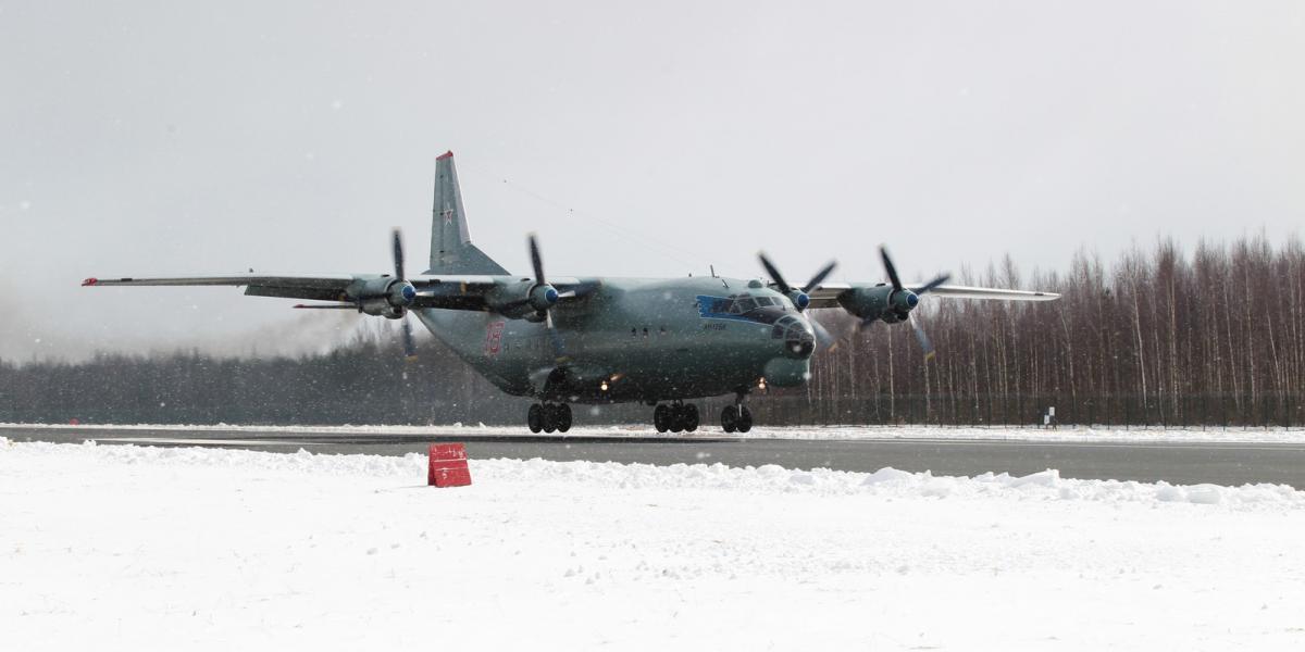 Egy An-12-es szállítógép. Illusztráció: Anatoly Medved / Sputnik