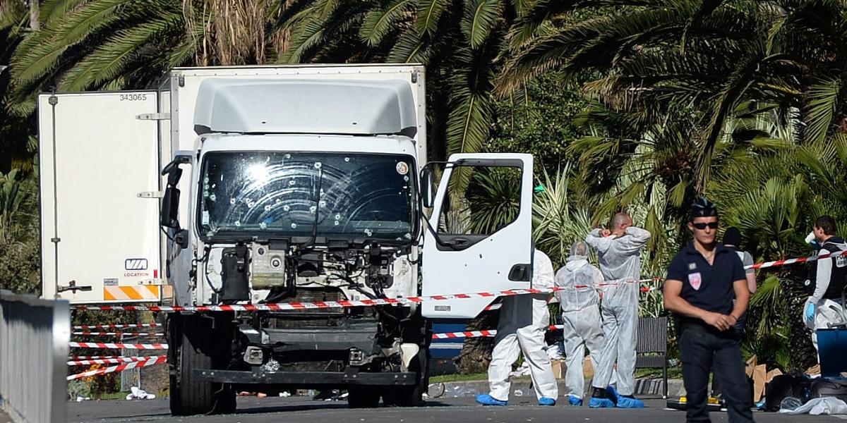 Nizzában majdnem két éve valóban a tömegbe hajtott ez a teherautó – több mint 80 áldozata volt az akciónak Fotó: AFP/Andreas Geb