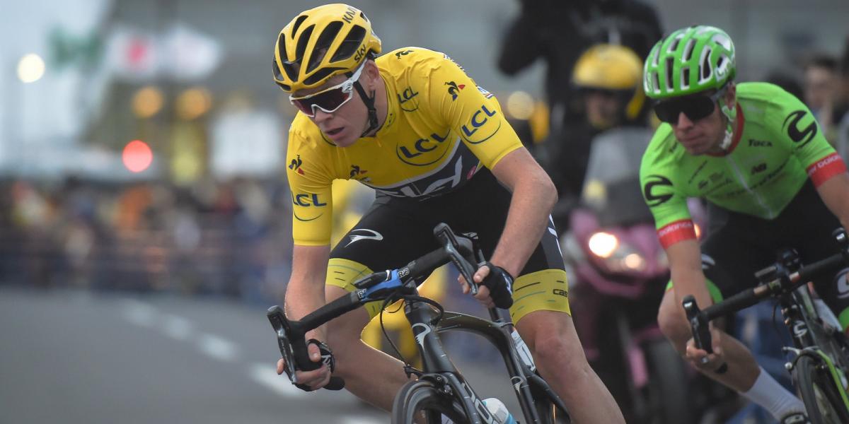 Froome (sárga trikóban) szereplését vegyes érzésekkel fogadják ellenfelei Fotó: AFP/Artur Widak