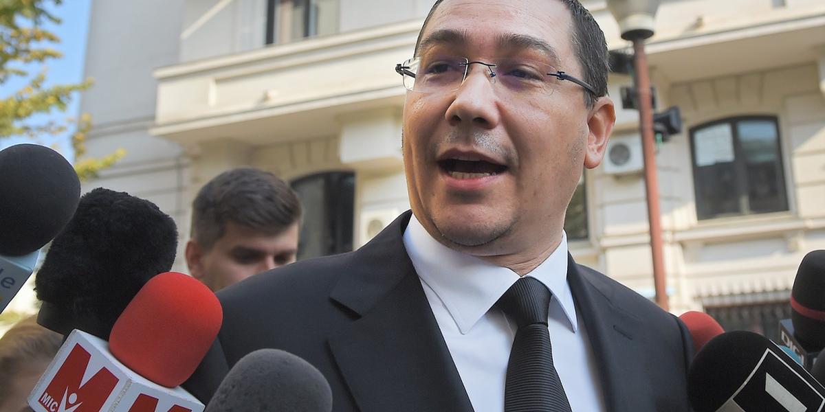 Még többen ülhetnek át a PSD-ből Victor Ponta pártjába Fotó: AFP/Daniel Mihailescu