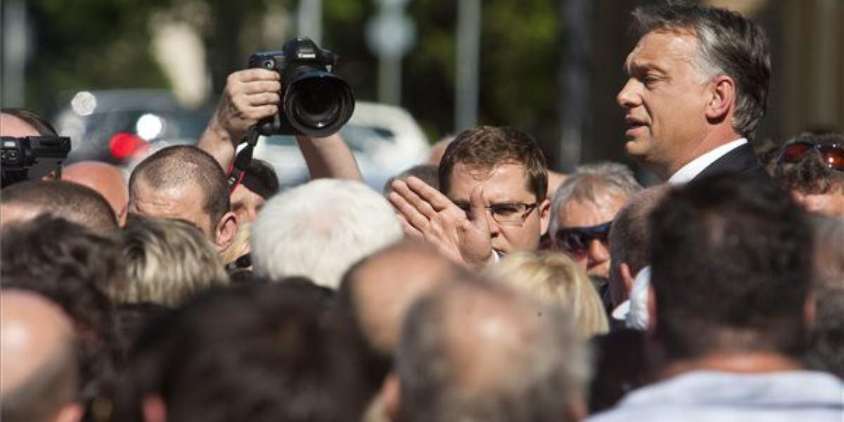  Orbán Viktor miniszterelnök beszédet mond a Fidesz körmendi EP-választási rendezvényén 2014. május 20-án. MTI Fotó: Varga Györg