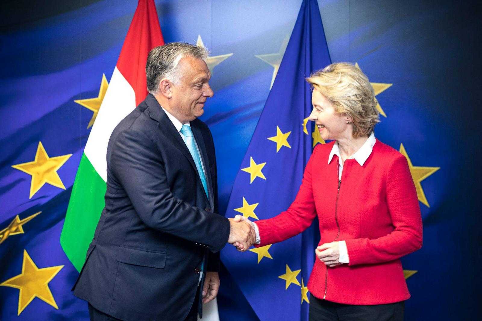 Ursula von der Leyen és Orbán Viktor