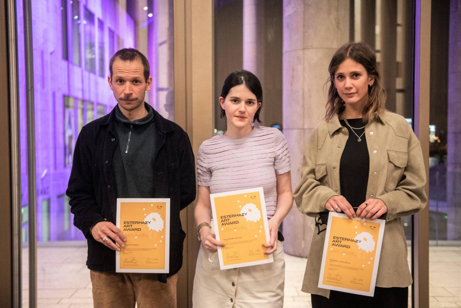 Huszonhat alkotót jelöltek az Esterházy Art Award díjra, hárman nyertek: Ulbert Ádám, Tranker Kata és Rózsa Luca Sára