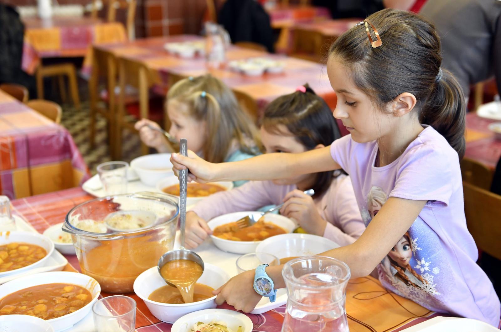 Budapesten egy tányér közlevesnek már most csak a harmadára elég az állami támogatás