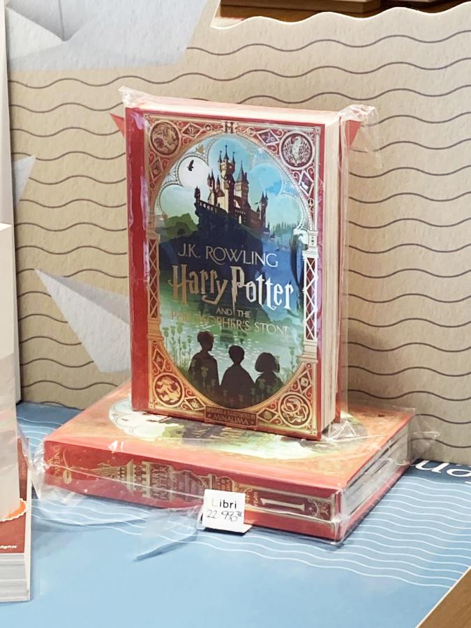 Komoly szócsata keletkezett a Libri lefóliázott Harry Potter-kötete kapcsán