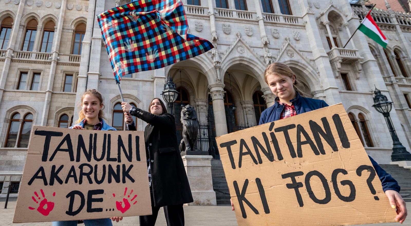 A kérdés egyre aktuálisabb. Idegen nyelv oktatására sincs elég tanár