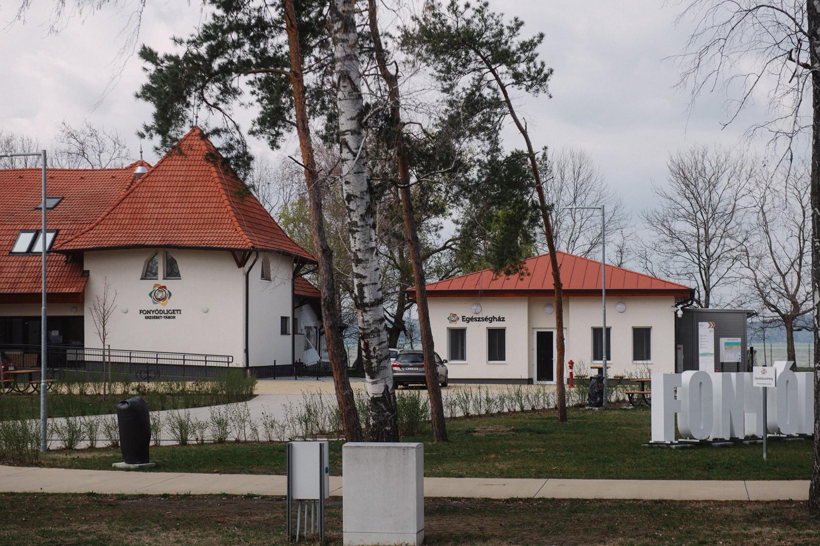 Fonyódligeti ottalvós Erzsébet-tábor. Ez a típus marad