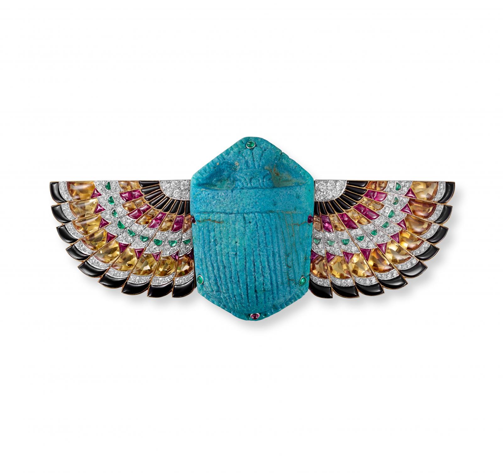 A Szkarabeusz bross 1925-ben készült: a Tutanhamon fáraó sírjának felfedezése nyomán kialakult egyiptomi kultuszt a Cartier is kihasználta