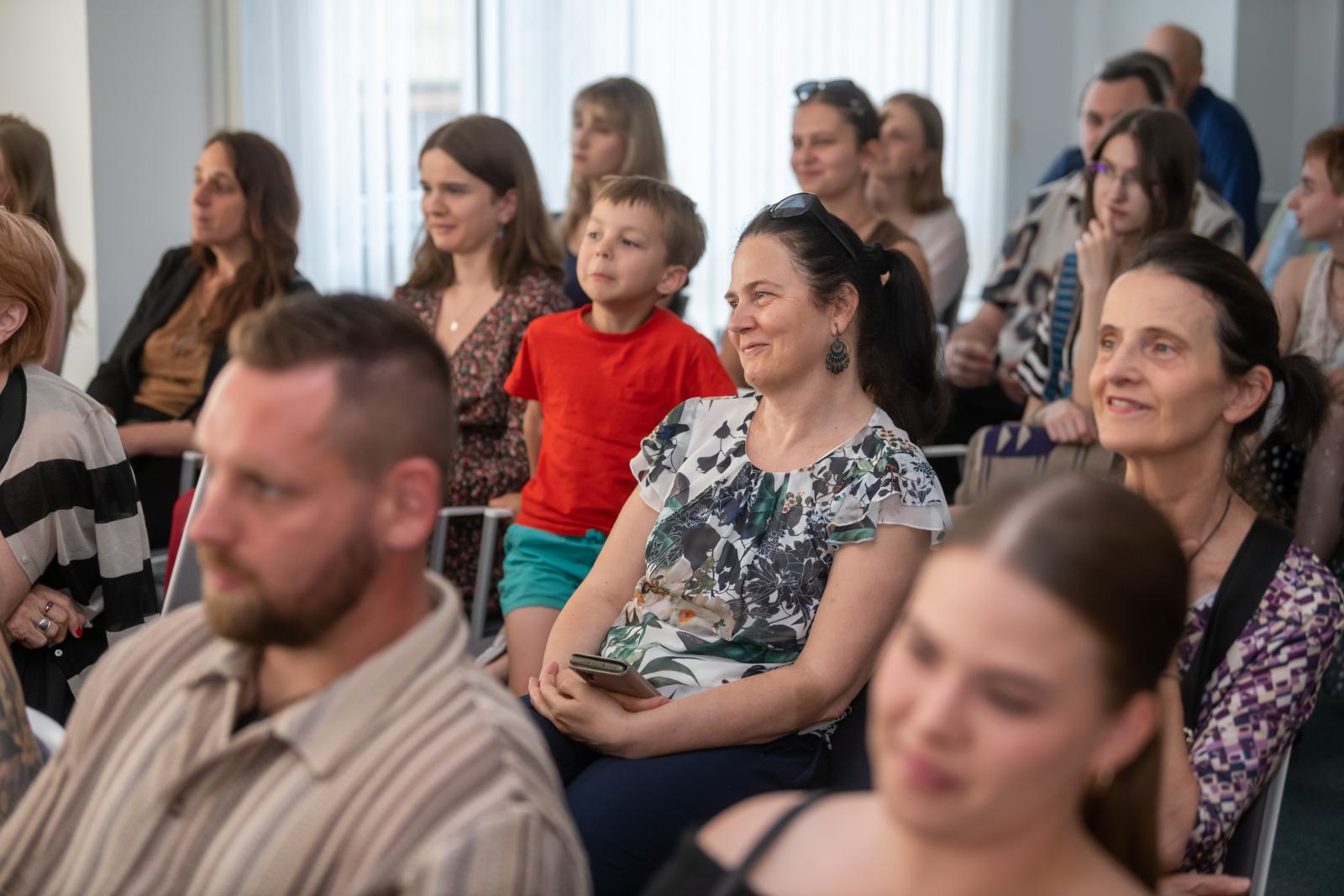 A pályázatra 199-en küldték be írásukat, a győzteseket június 13-án hirdettük a budapesti Goethe Intézetben