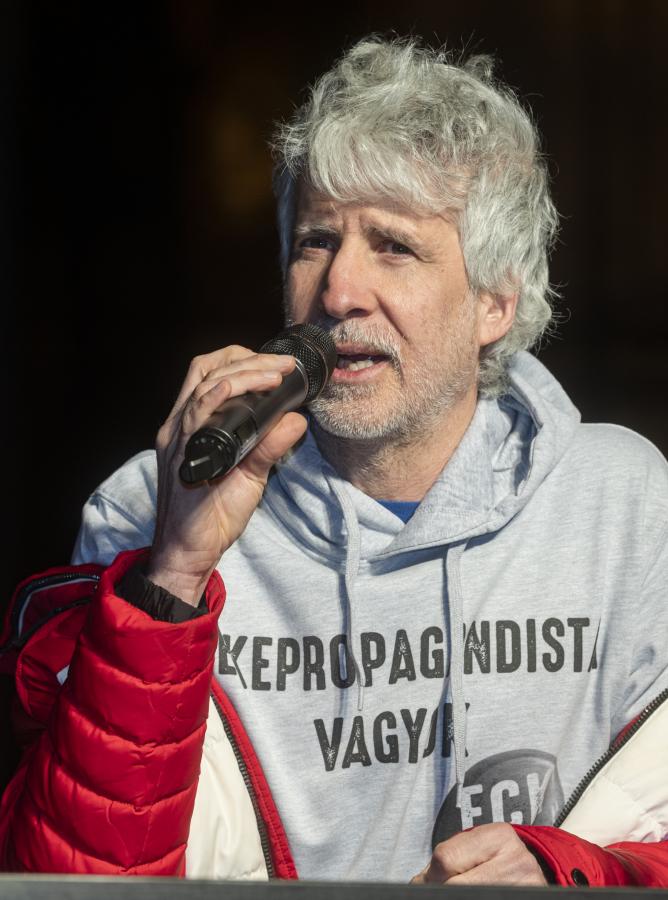 Jeszenszky Zsolt, aki azt harsogja: apja a sátán küldötte, és ádáz ellenlábasa a jelenlegi kormányzatnak