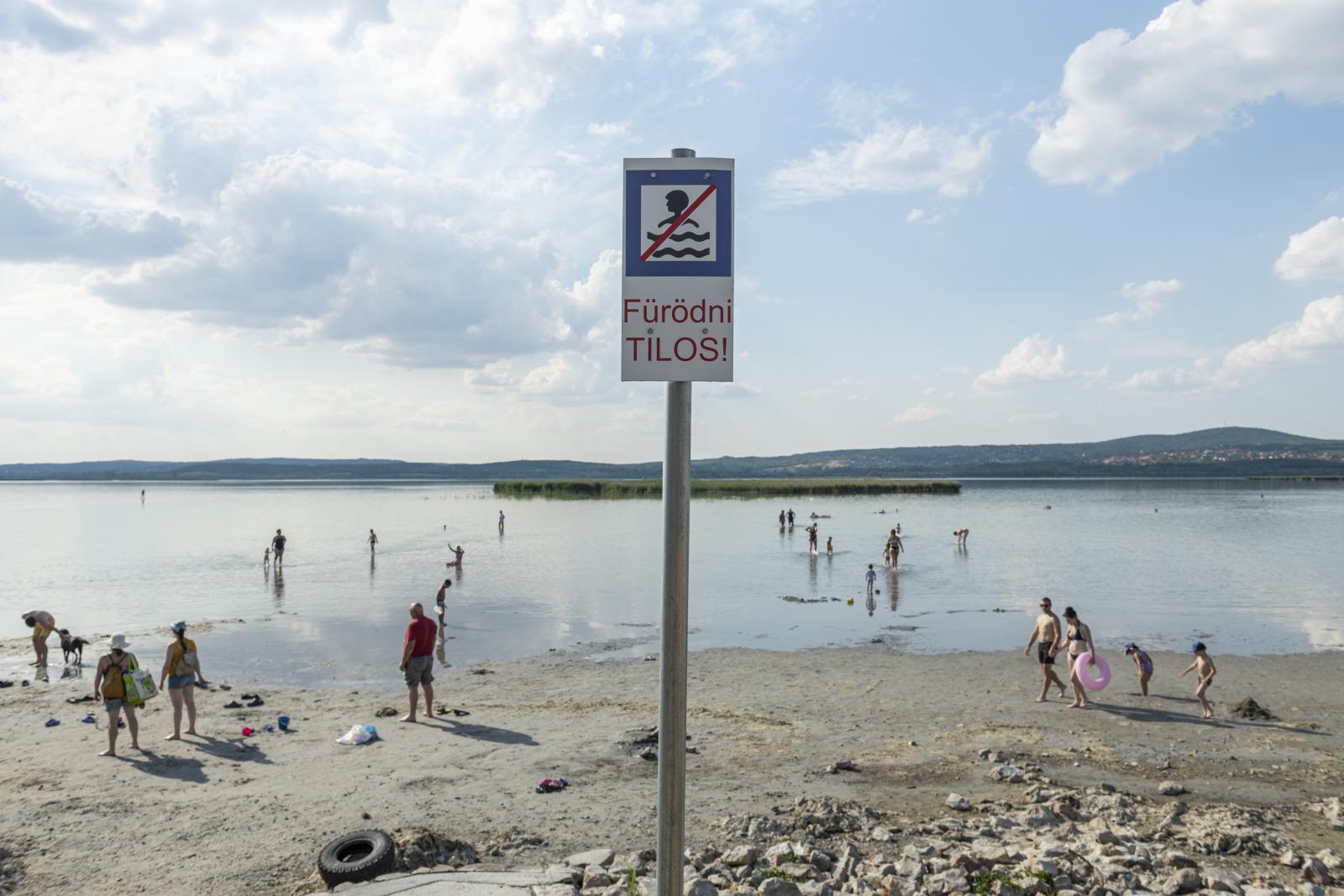 A Velencei- tó tartós vízhiányával szemben a kormány teljes tehetetlenséget mutatott