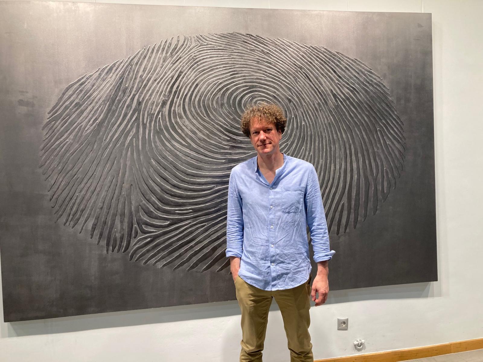 Trifusz Péter tárlata a testtel kapcsolatos bolyongásokkal foglalkozik