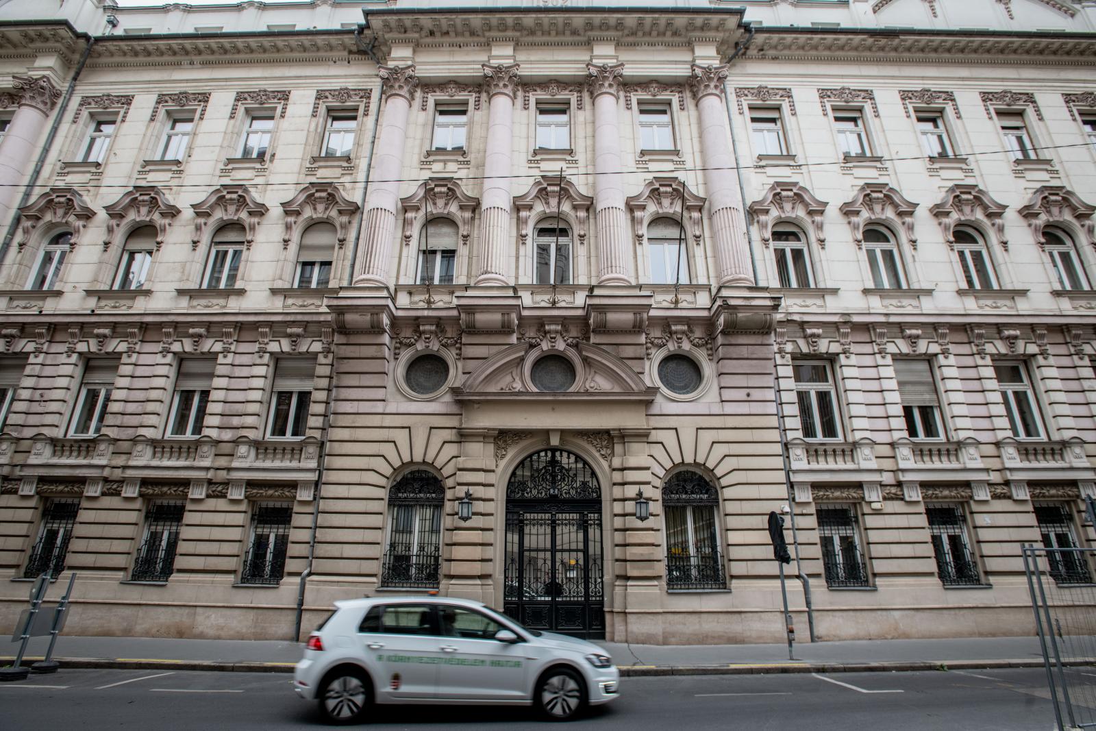 Két nap alatt lezavarták a liciteket a kormányzati épületek egy részére