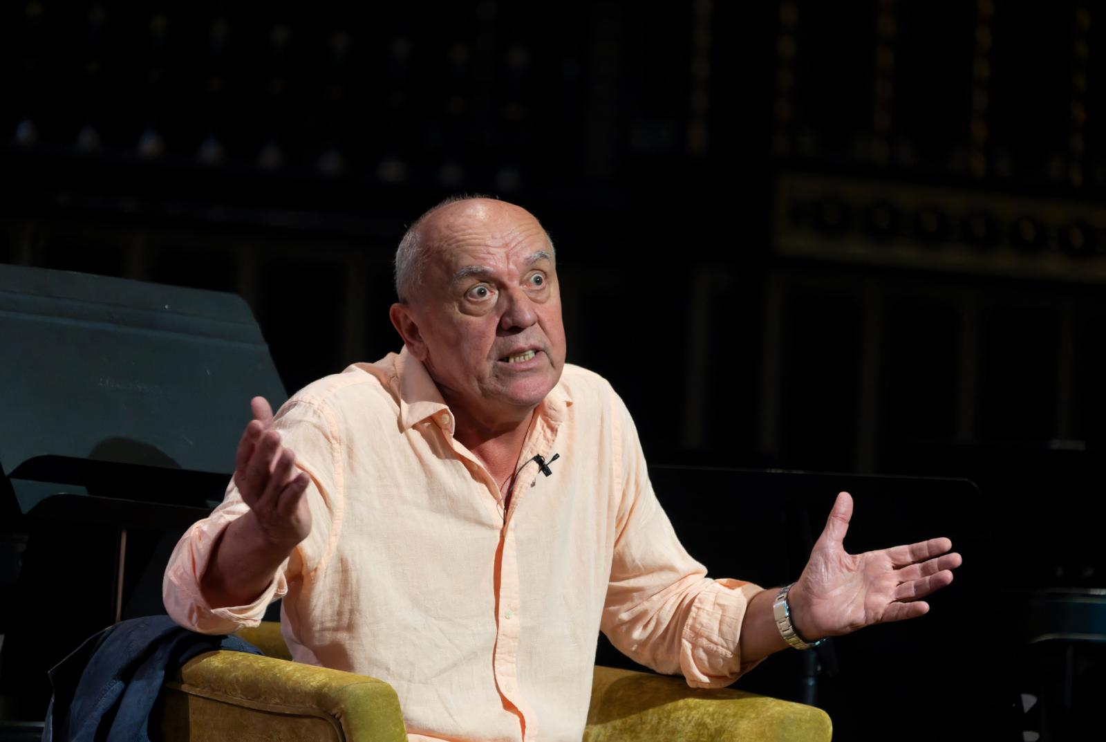 A szombati ifjúsági koncerten Bezerédi Zoltán a Jónás könyvét mesélte el Babits Mihálytól