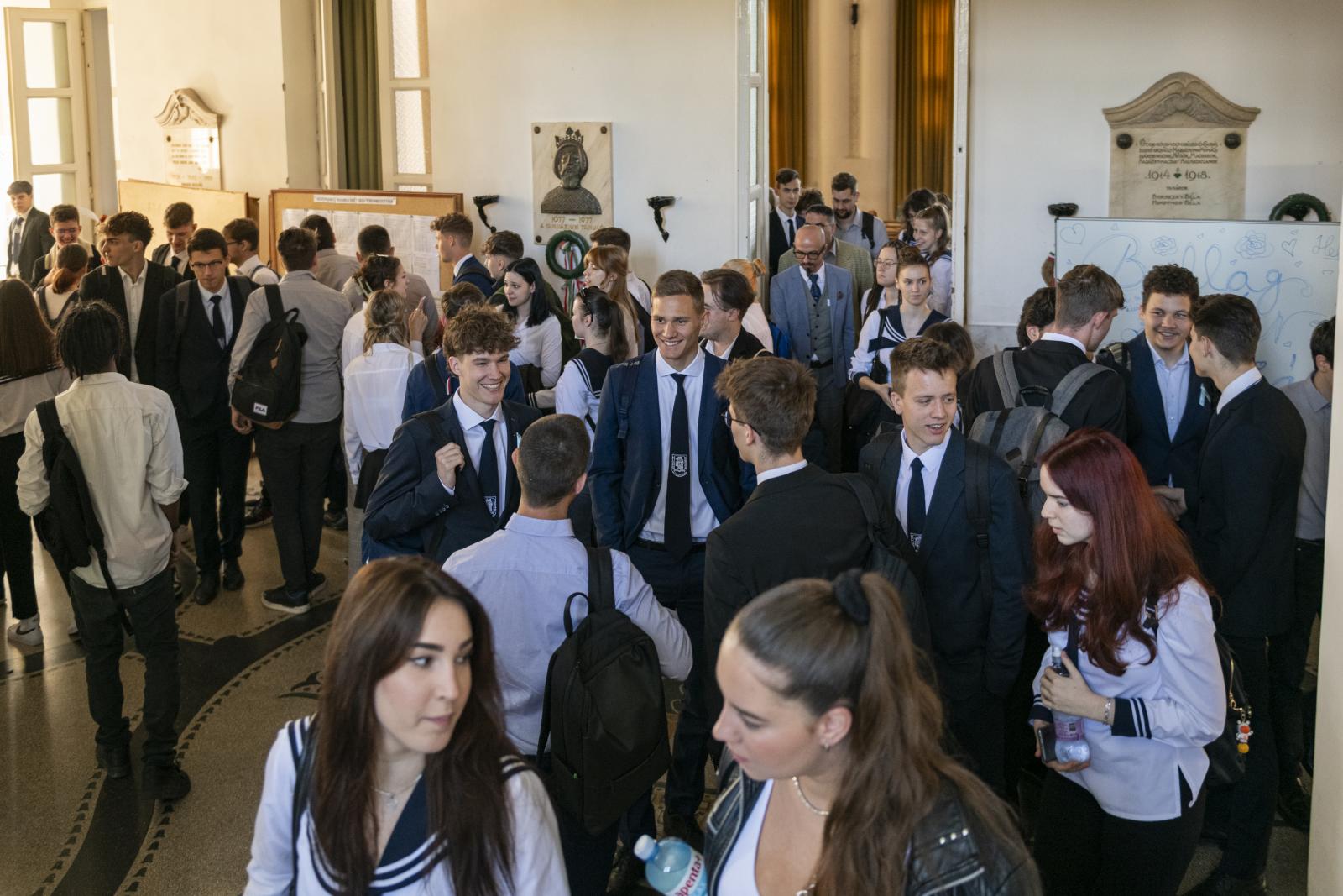 Az ügyek többsége a köznevelés területéről futott be