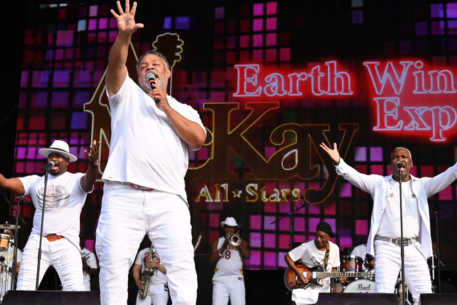 „Earth, Wind & Fire Experience" by Al McKay