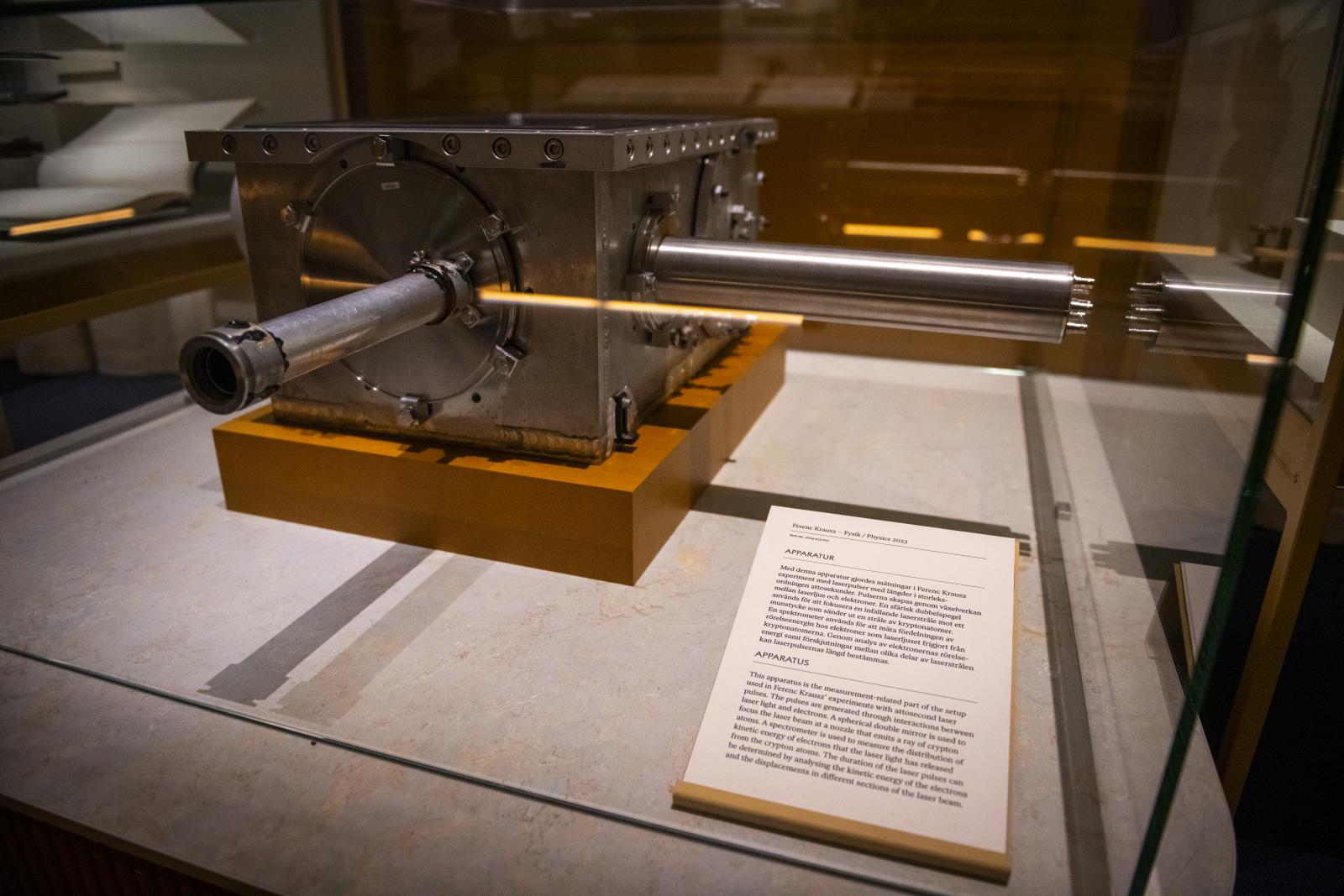 Krasznahorkai László necukéja