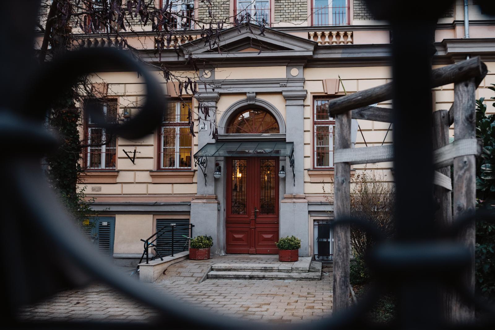 Sok iskola kerül át az egyházakhoz, de ettől nem lesznek többen vallásosak