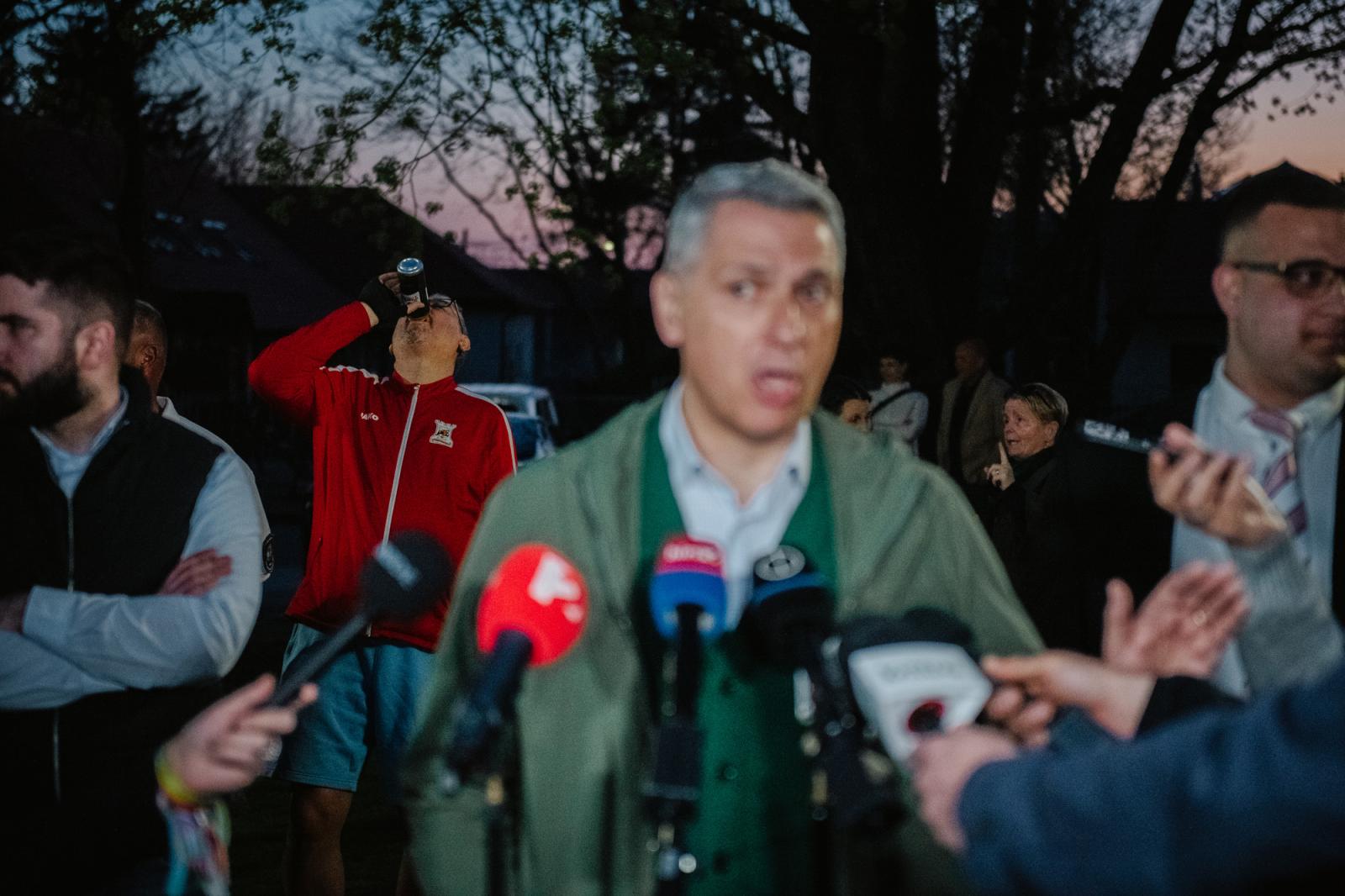 A Magyar Orvosi Kamara (MOK) által szervezett tüntetés Budapesten a Kossuth téren 2025. március 8-án