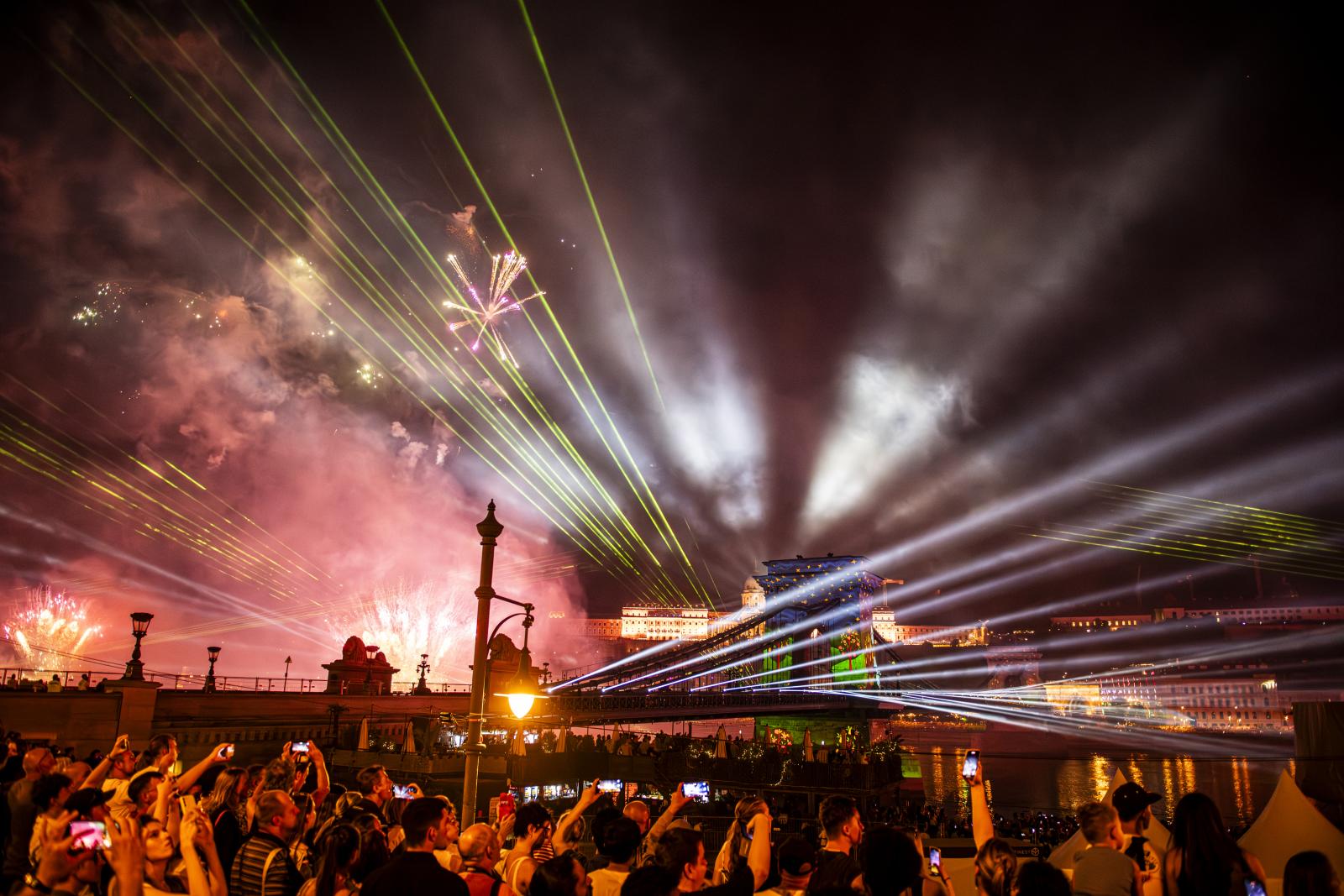 Riport a Van helyed alapítványnál április 3-án.