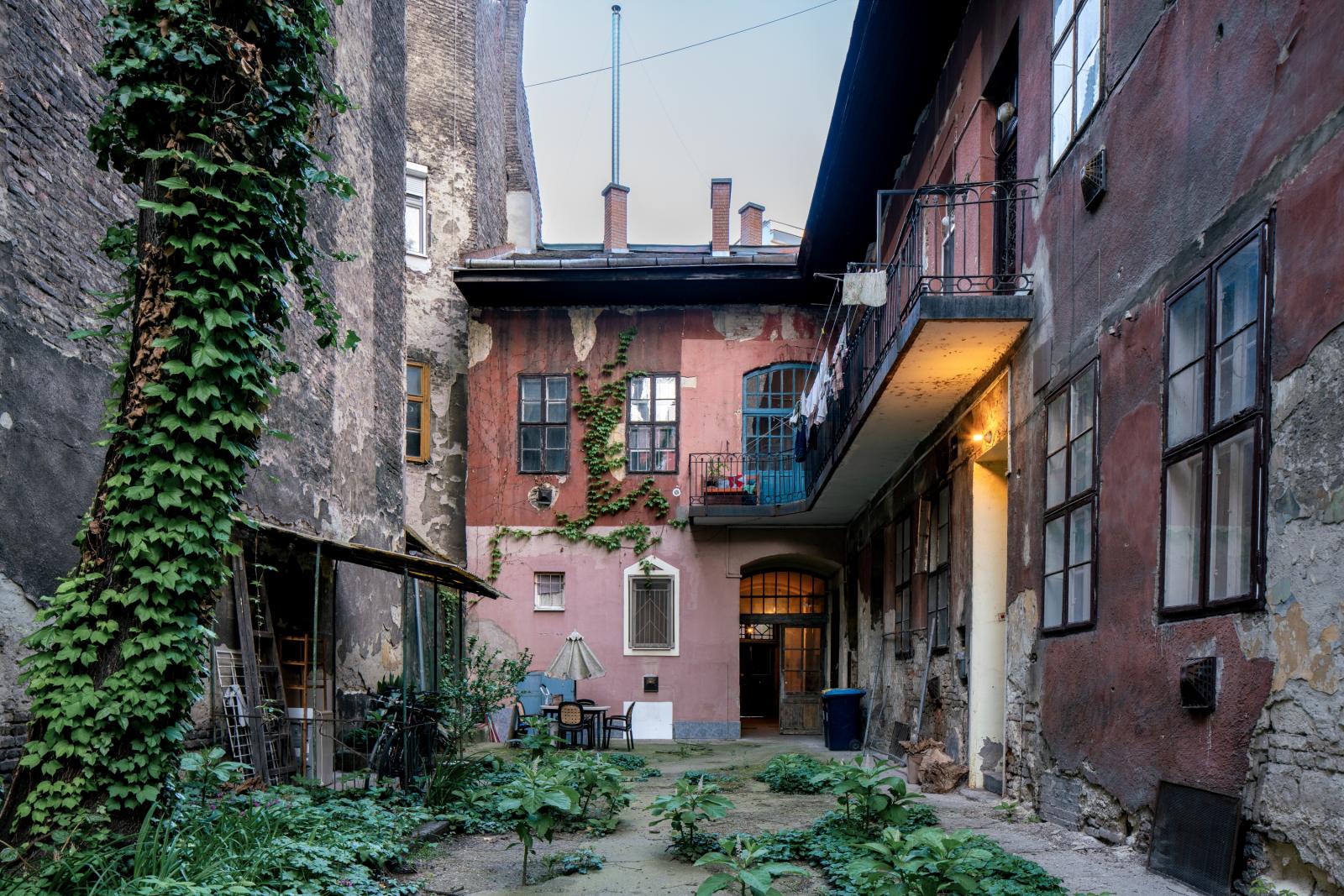 Ferenciek tere 2., 2022 