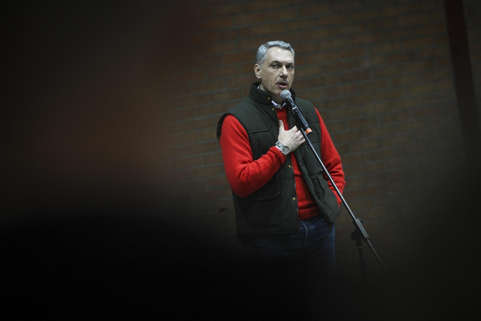 Kényszeredett bocsánatkérés. A miniszter módszeresen felháborít