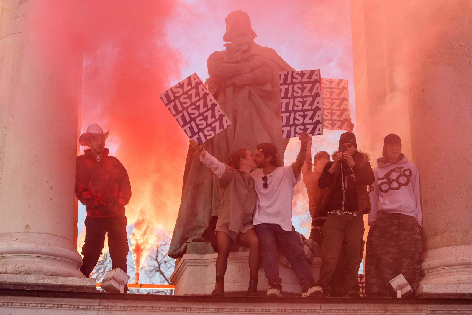 Nemzeti Menet - Tisza Párt