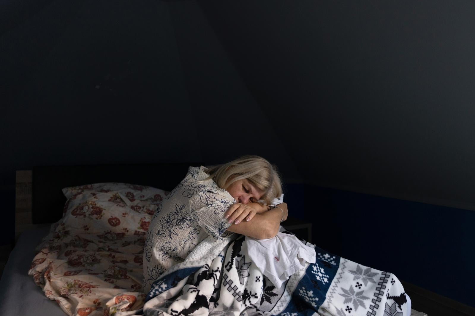 Escher Károly-díj, a legjobb Magyarországon készült hírképért és a Hír- és eseményfotó kategória győztese Szajki Bálint: A forradalom éneke című felvétele 