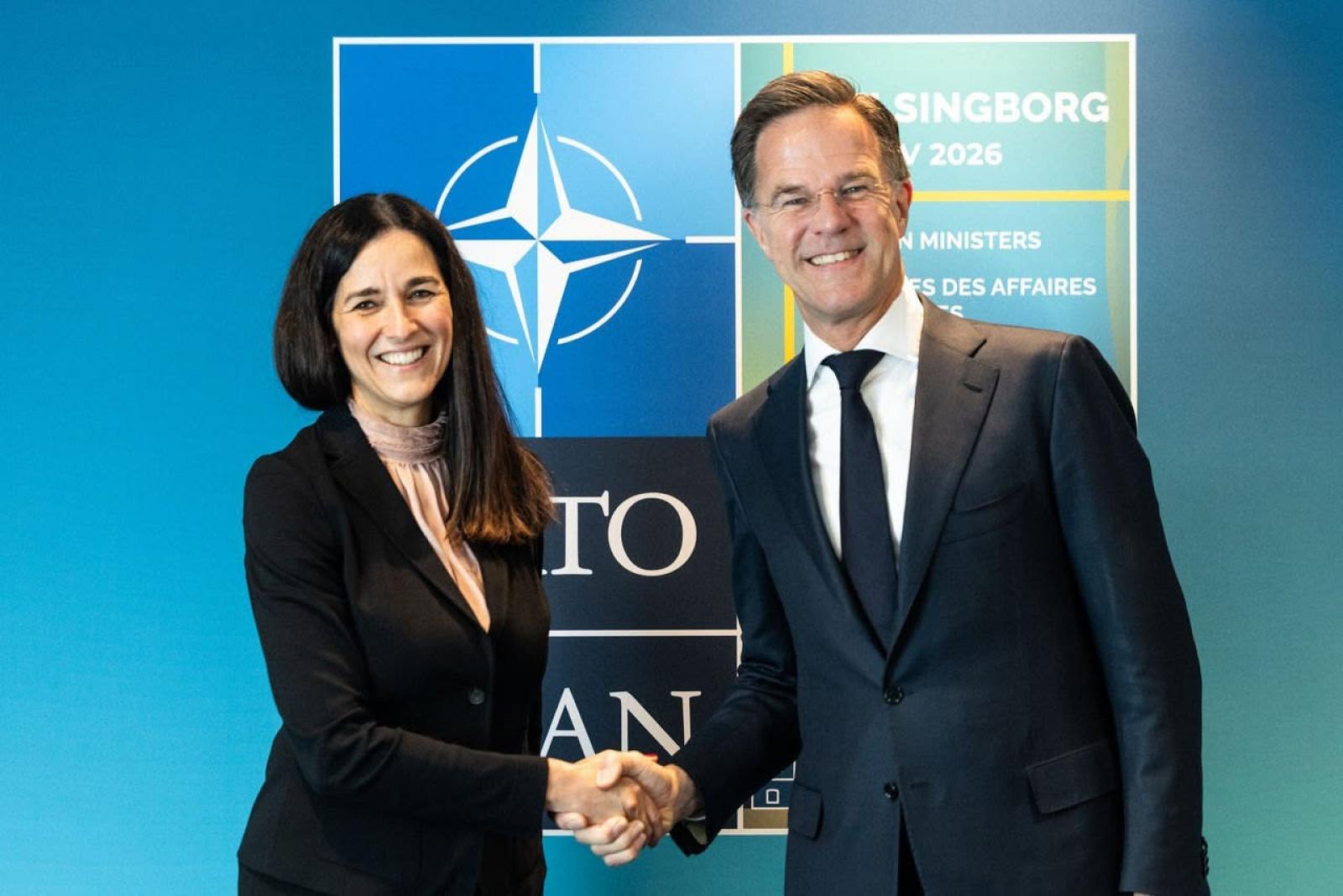 Orbán Anita külügyminiszter Mark Rutte NATO-főtitkárral. Magyarország ismét kiszámítható szövetséges kíván lenni
