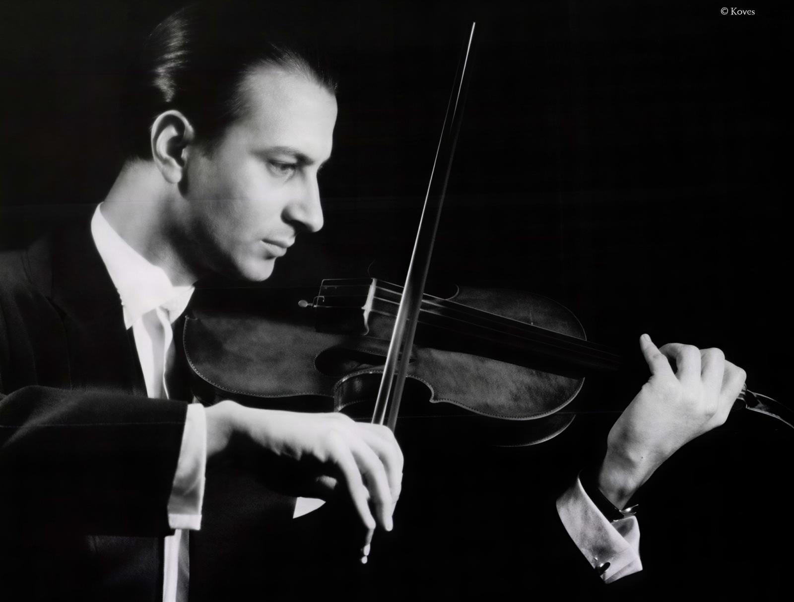 Sívó József később a Bécsi Filharmonikusok kocermestere lett