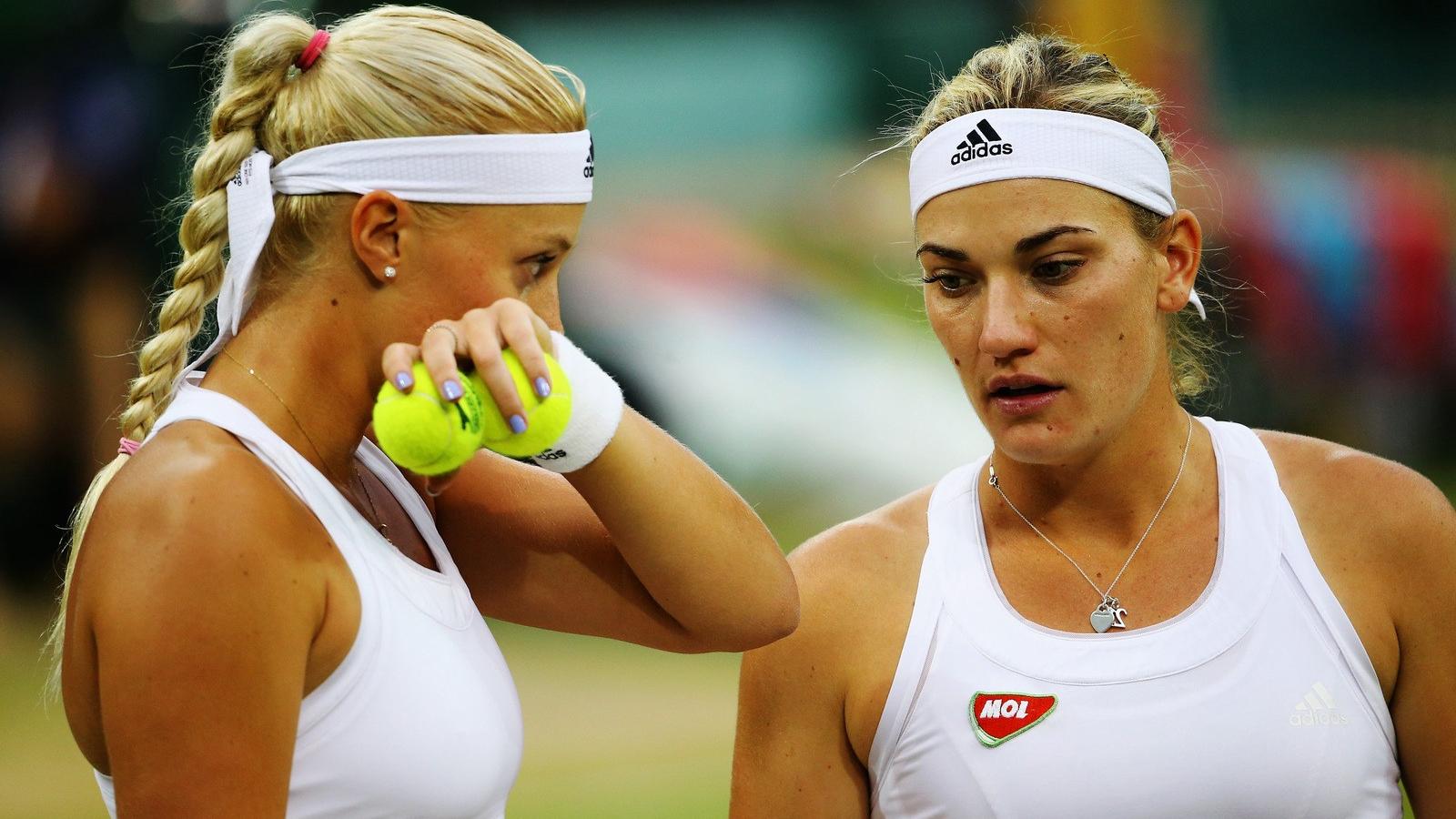 Korábbi felvételen Babos Tímea és Kristina Mladenovic. Fotó: Al Bello/Getty Images