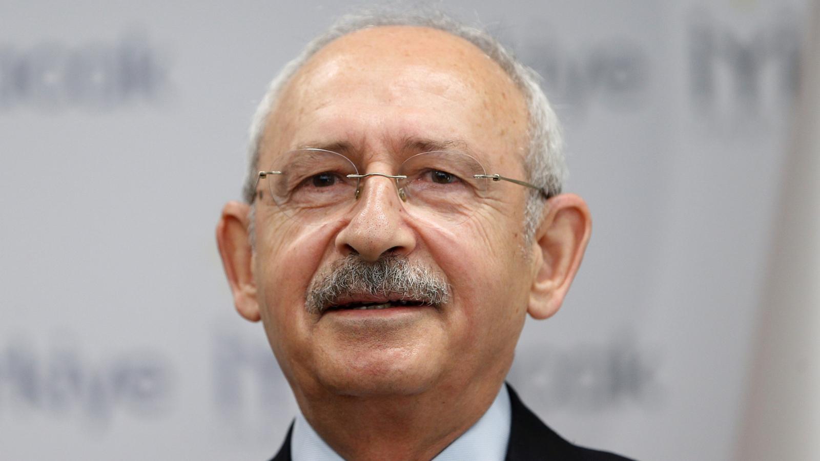 Kemal Kilicdaroglu, a CHP elnöke - sokak szerint Muharrem Ince volt elnökjelöltnek kellene átvennie helyét.