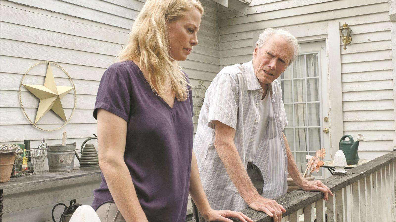 Allison Eastwood és édesapja, Clint Eastwood a film egyik jelenetében