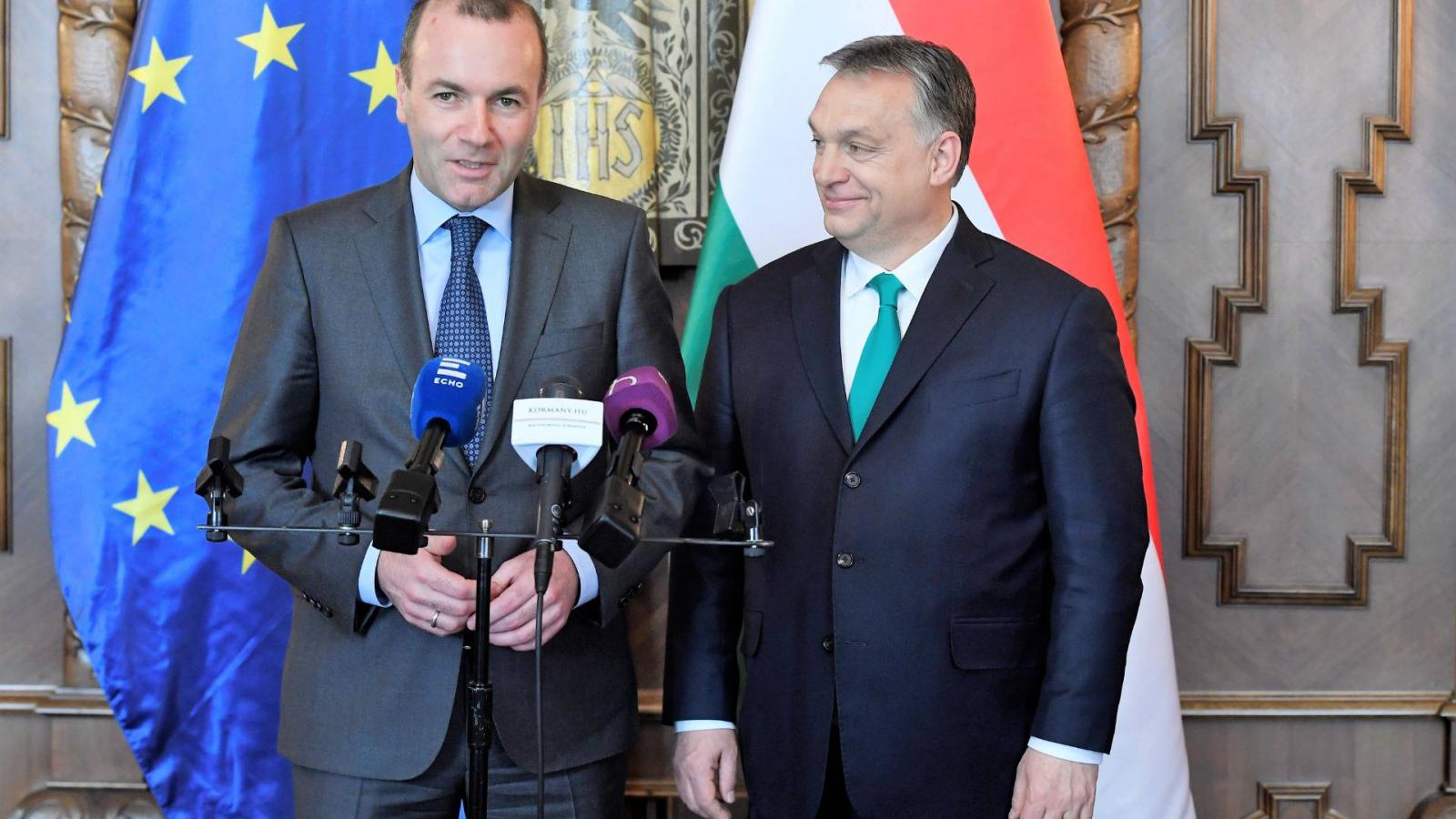 Manfred Weber és Orbán Viktor: bonyolult kapcsolat, egyre élesebb ellentétekkel