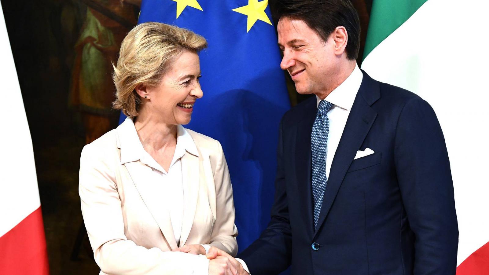 Von der Leyen és Conte római találkozója